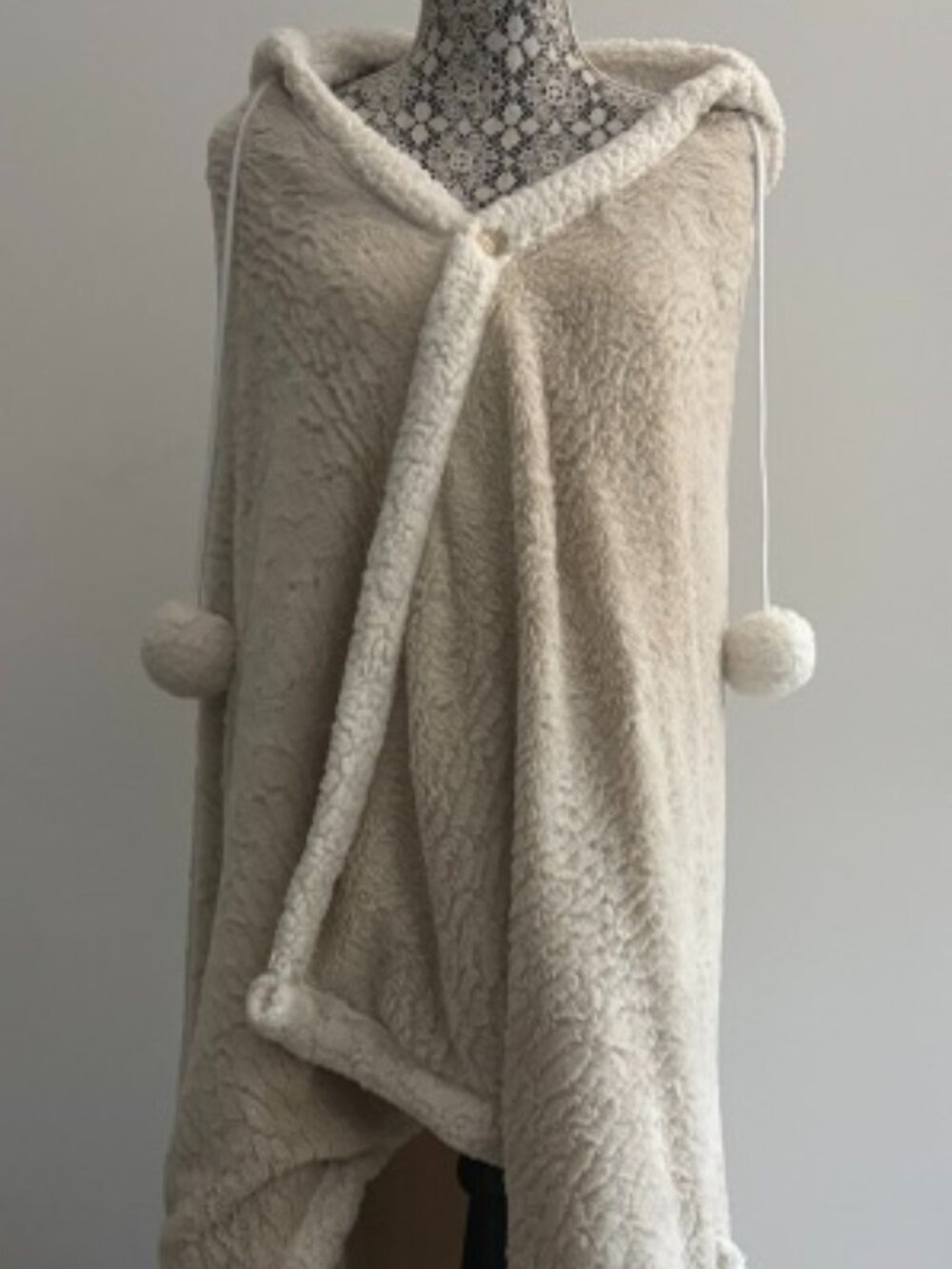 Cozy Ivory Winter Wrap Cape - No Size